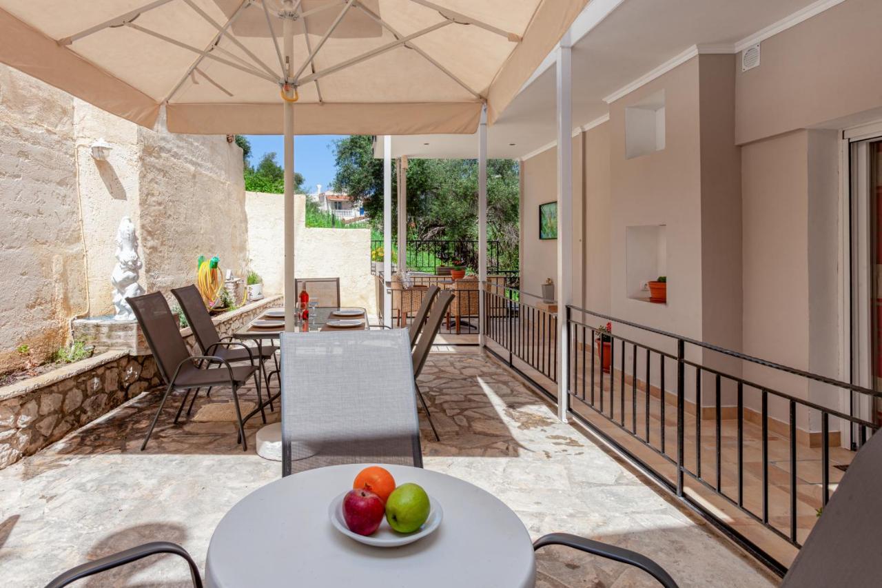 Limani Apartments Kassiopi Exterior foto